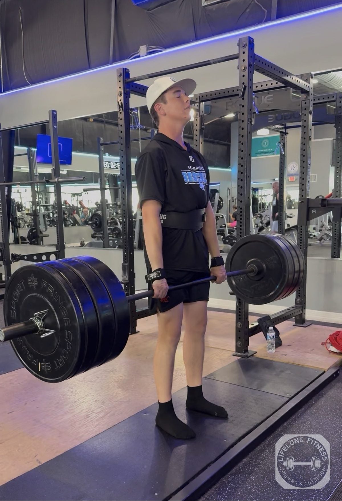 Client deadlifting heavy at Rise Gym